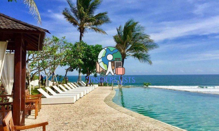 Menginap di Hotel Dekat